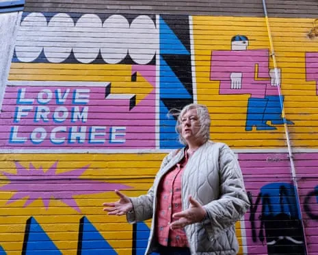 This Dundee Community Refuses Billionaire Bait, Celebrating Local Unity Instead